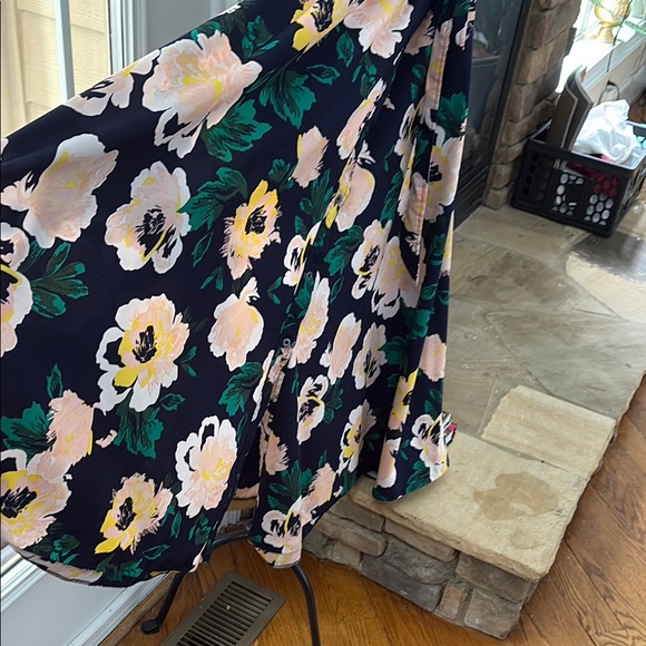 Banana Republic Navy Floral Maxi Dress - Picture 4 of 5